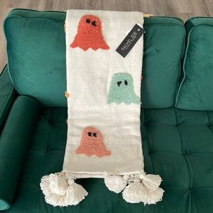 TikTok Famous Rachel Zoe Ghost Throw Blanket - RARE & Hard to Find - VIRAL